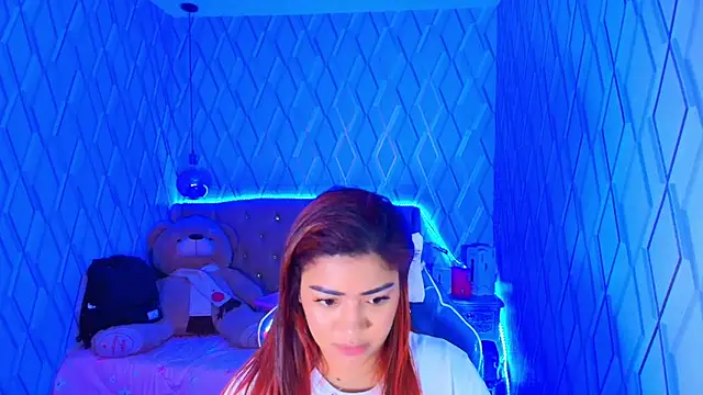 NicolleTaylor online show from November 2025 03:23:01 AM