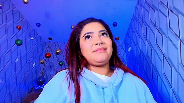 NicolleTaylor online show from December 2025 04:06:02 AM