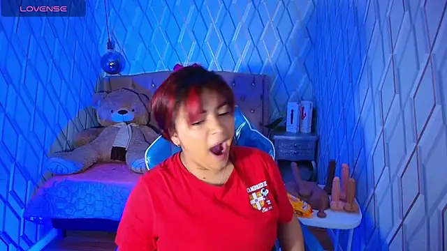 NicolleTaylor online show from February 2026 04:33:01 AM