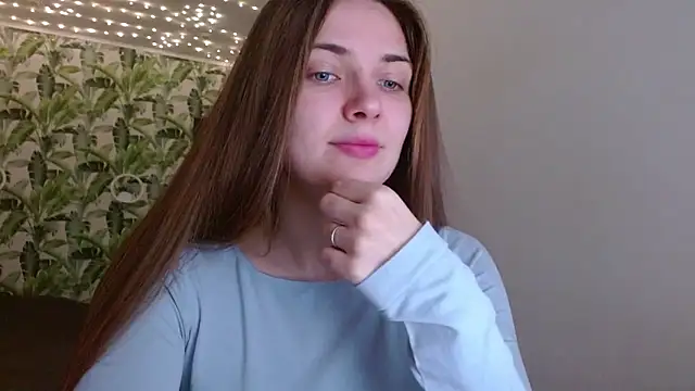 Olivia shine online show from December 2025 05:16:01 AM