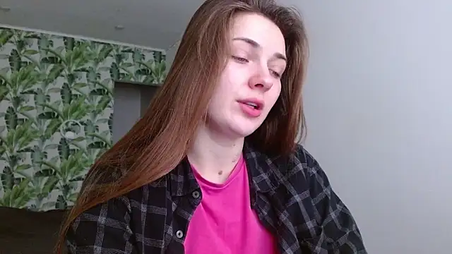 Olivia shine online show from February 2026 06:21:01 AM