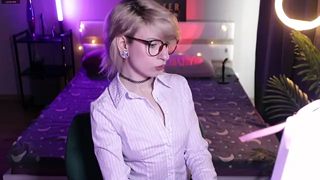  Moonlight t online show from April 2026 09:01:02 AM