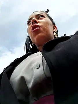 Emily Wane online show from March 2025 03:07:02 PM