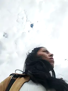 Emily Wane online show from November 2025 06:09:02 PM