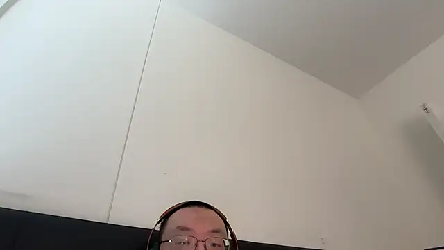 slaveasianboy online show from April 2026 03:11:01 PM