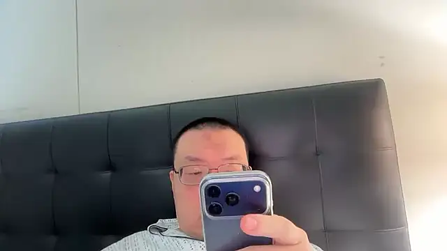 slaveasianboy online show from April 2026 04:23:01 PM