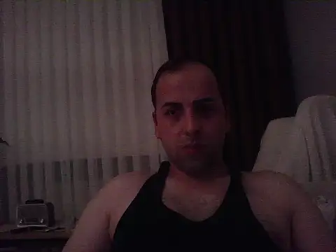 Snapshot of Yldrmm_9553 chatting on June 2026 07:33:01 PM Yldrmm 9553 online show from June 2026 07:33:01 PM