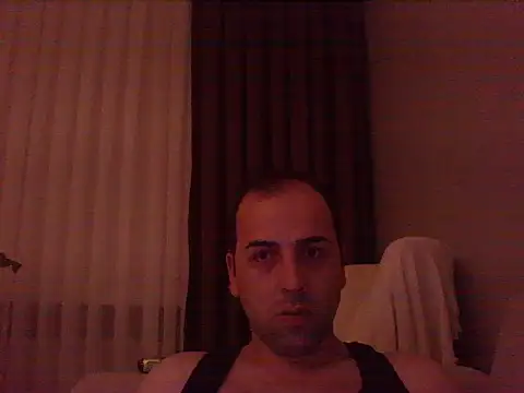 Snapshot of Yldrmm_9553 chatting on July 2026 09:32:01 PM Yldrmm 9553 online show from July 2026 09:32:01 PM