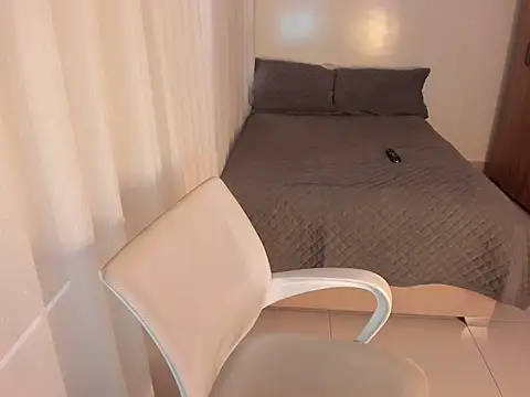 kiaraowen online show from March 2026 10:25:01 PM