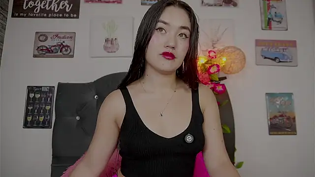 olivia22love online show from January 2026 01:03:01 PM