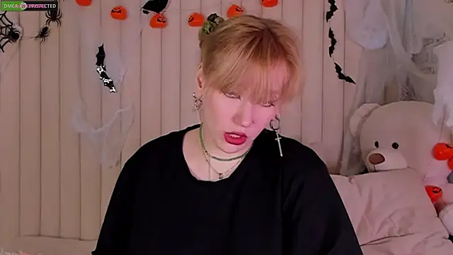 RachelCart online show from October 2025 03:10:02 AM