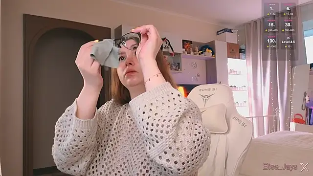 elisejays online show from October 2025 12:47:01 PM