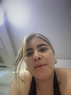 EVELIN MASON online show from December 2025 10:40:02 PM