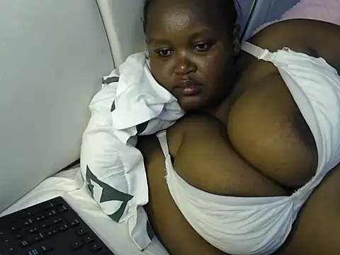 Brizzy dee online show from April 2026 02:14:02 PM