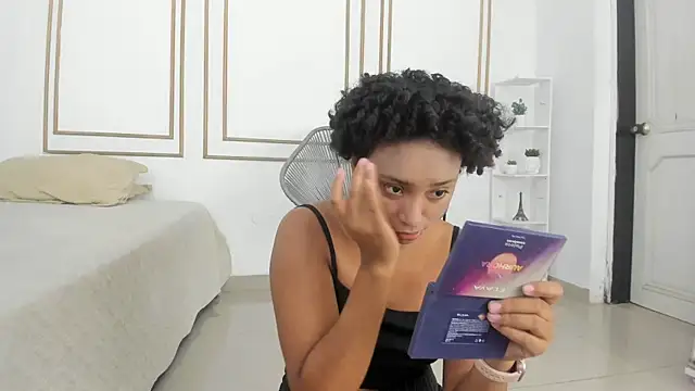 saray mardez online show from September 2025 12:21:02 PM