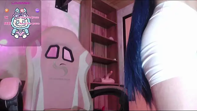 Sally23  online show from December 2025 04:14:02 PM