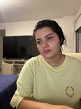 Snapshot of horny_roomiess chatting on January 2025 12:07:01 AM horny roomiess online show from January 2025 12:07:01 AM