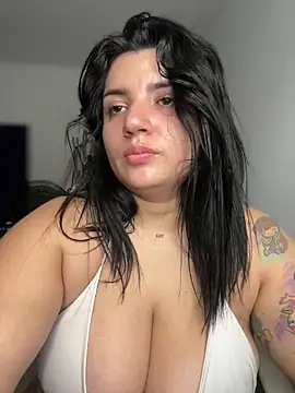 Snapshot of horny_roomiess chatting on March 2025 12:56:02 AM horny roomiess online show from March 2025 12:56:02 AM