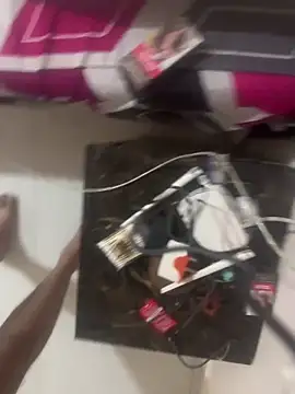 Snapshot of hornyguy271192 chatting on November 2025 10:19:01 PM hornyguy271192 online show from November 2025 10:19:01 PM