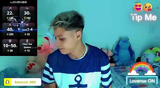 Liamscott  online show from December 2024 04:14:02 AM