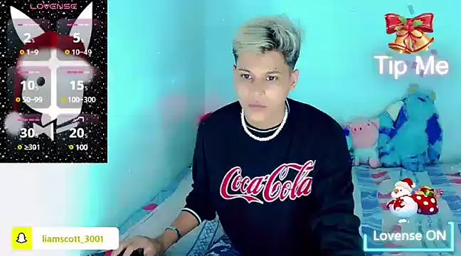 Liamscott  online show from December 2024 05:39:02 AM