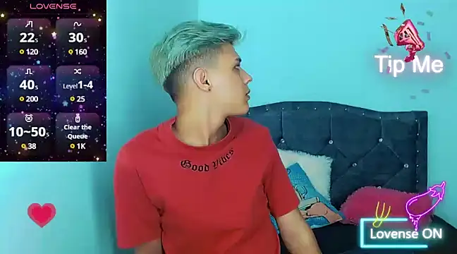 Liamscott  online show from January 2025 05:25:02 AM