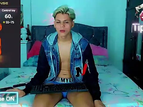 Liamscott  online show from February 2025 05:09:01 AM