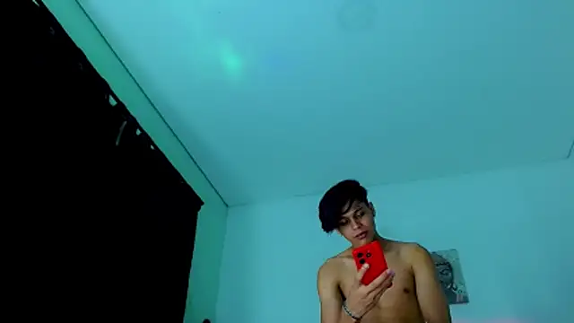 Snapshot of Liamscott_ chatting on February 2026 03:23:01 AM Liamscott online show from February 2026 03:23:01 AM