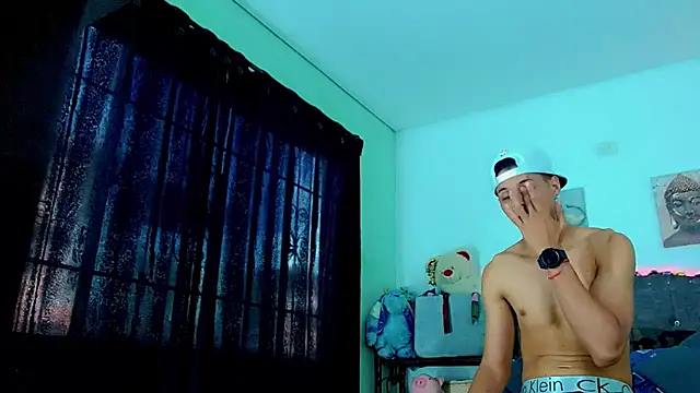 Snapshot of Liamscott_ chatting on February 2026 09:57:02 PM Liamscott online show from February 2026 09:57:02 PM