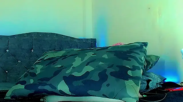 Liamscott  online show from April 2026 06:39:01 AM