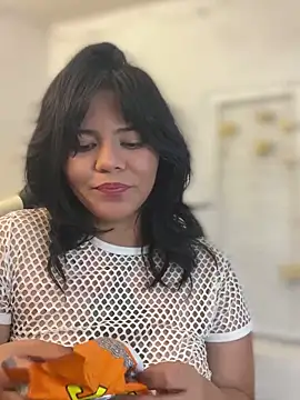 JulianaCastillo online show from December 2024 09:55:01 AM