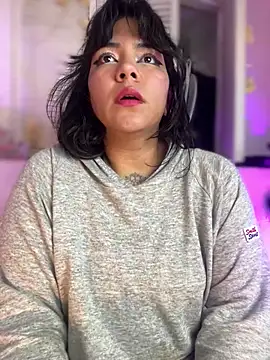 JulianaCastillo online show from January 2025 06:21:01 AM