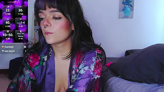 purple em69 online show from December 2024 01:49:01 PM