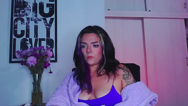 purple em69 online show from September 2025 04:35:01 AM