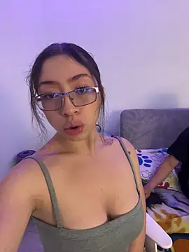 CoreAlejito online show from May 2026 09:43:01 PM