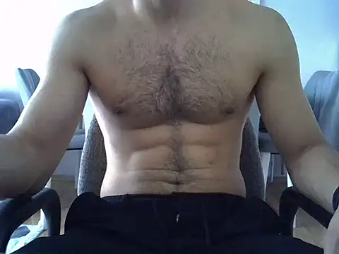 Muscularbomb online show from November 2025 12:59:01 PM