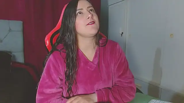 Noamartin  online show from October 2025 01:05:02 AM