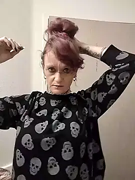 renegade vyxxen online show from March 2025 06:12:02 AM