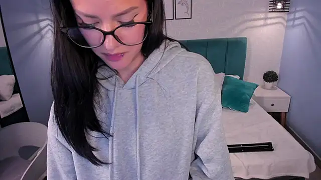 Snapshot of katherin_smith_ chatting on December 2024 10:23:02 AM katherin smith online show from December 2024 10:23:02 AM