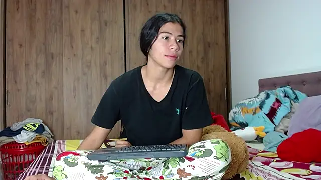 CleoAndAshley online show from February 2025 12:19:02 AM