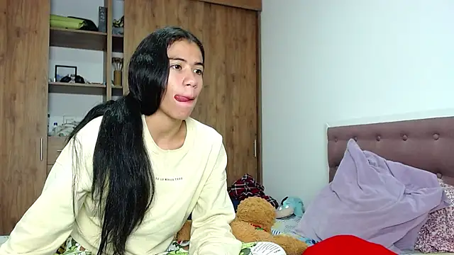 CleoAndAshley online show from March 2025 02:51:02 AM