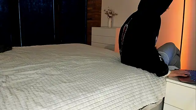 Rachel Rey online show from December 2025 08:19:01 AM