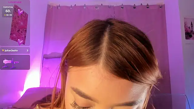 charlotte-Love09 online show from October 2025 07:06:02 AM