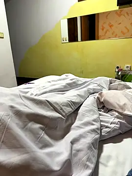 SLRuwi99 online show from October 2025 05:11:01 PM