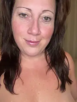 xsexycurvymilf online show from December 2024 03:17:01 PM