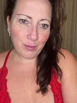 xsexycurvymilf online show from December 2024 01:28:01 PM