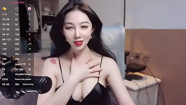 Snapshot of vyizh- chatting on December 2024 01:38:02 PM vyizh- online show from December 2024 01:38:02 PM