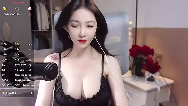 Snapshot of vyizh- chatting on January 2025 06:11:02 AM vyizh- online show from January 2025 06:11:02 AM