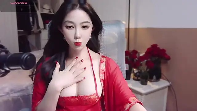 Snapshot of vyizh- chatting on February 2025 06:43:02 AM vyizh- online show from February 2025 06:43:02 AM