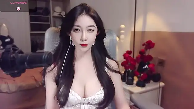 Snapshot of vyizh- chatting on March 2025 02:41:01 PM vyizh- online show from March 2025 02:41:01 PM